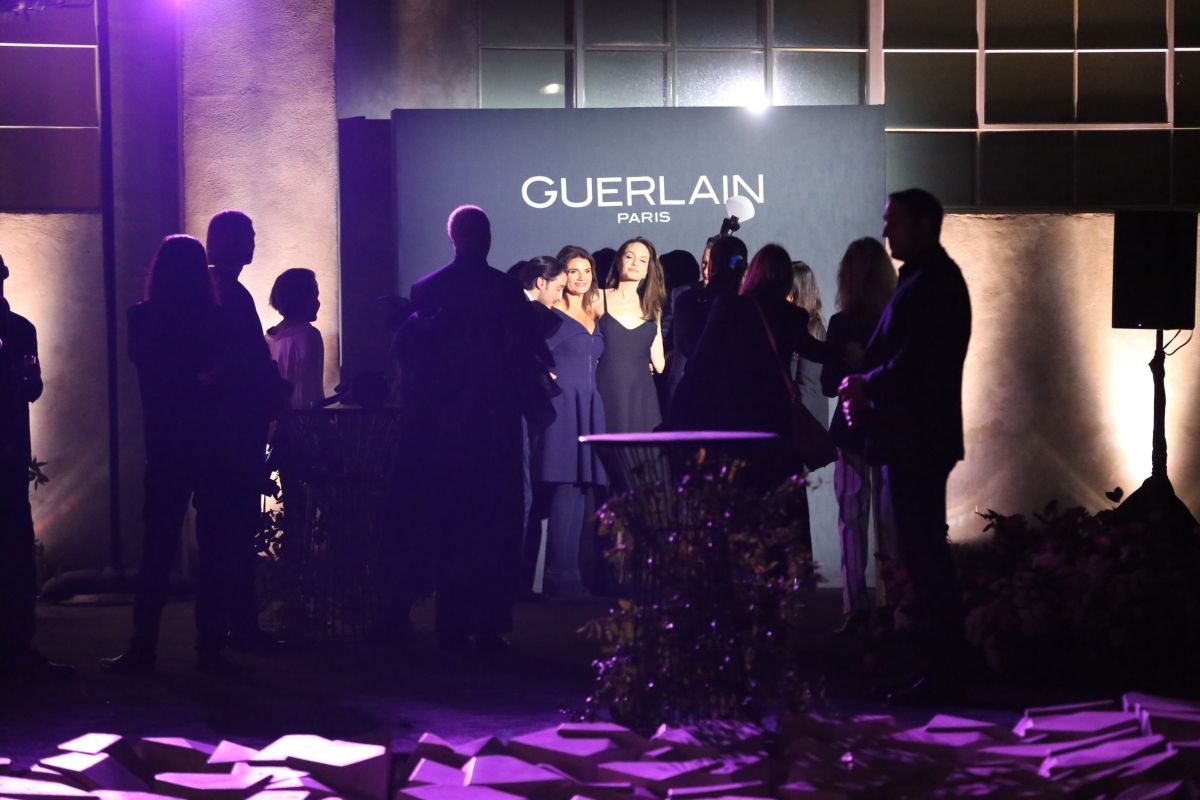 Angelina Jolie Arrives Guerlain Event Los Angeles