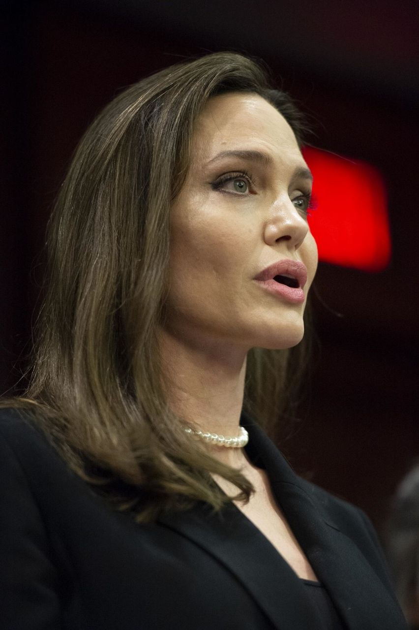 Angelina Jolie News Vonference Us Capitol Washington Dc