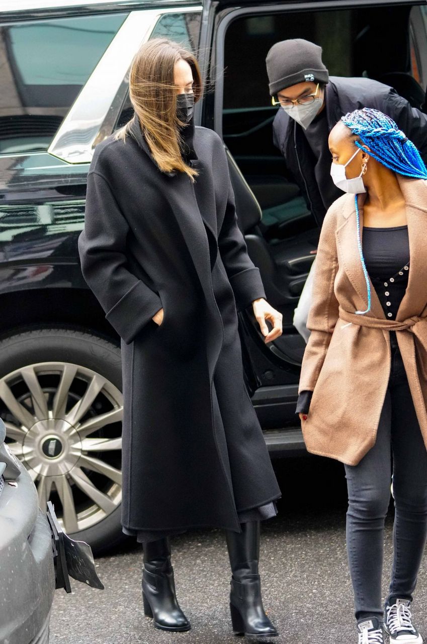 Angelina Jolie Out Shopping New York