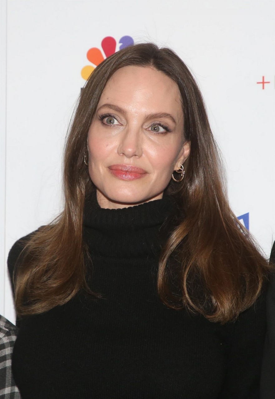 Angelina Jolie Paper Glue Jr Project La Premiere Screening Museum Tolerance Los Angeles