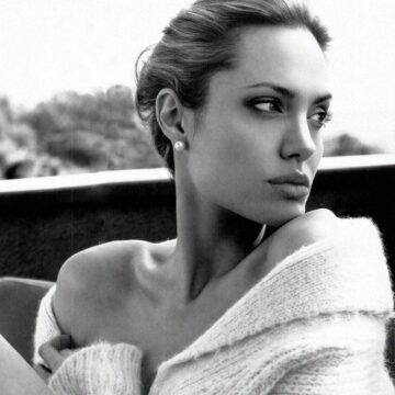 Angelina Jolie Photographed By Mario Testino St