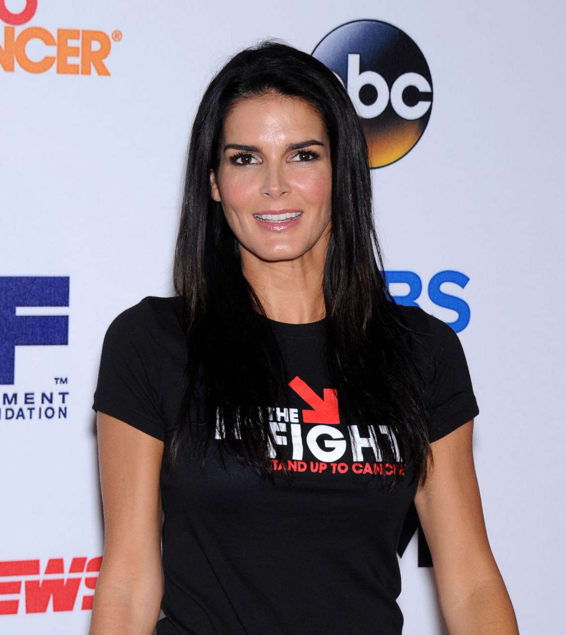 Angie Harmon Stand Up 2 Cancer Live Benefit Hollywood
