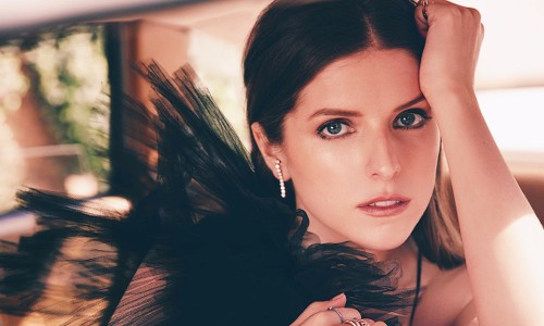 Anna Kendrick For Marie Claire Ukseptember (2 photos)