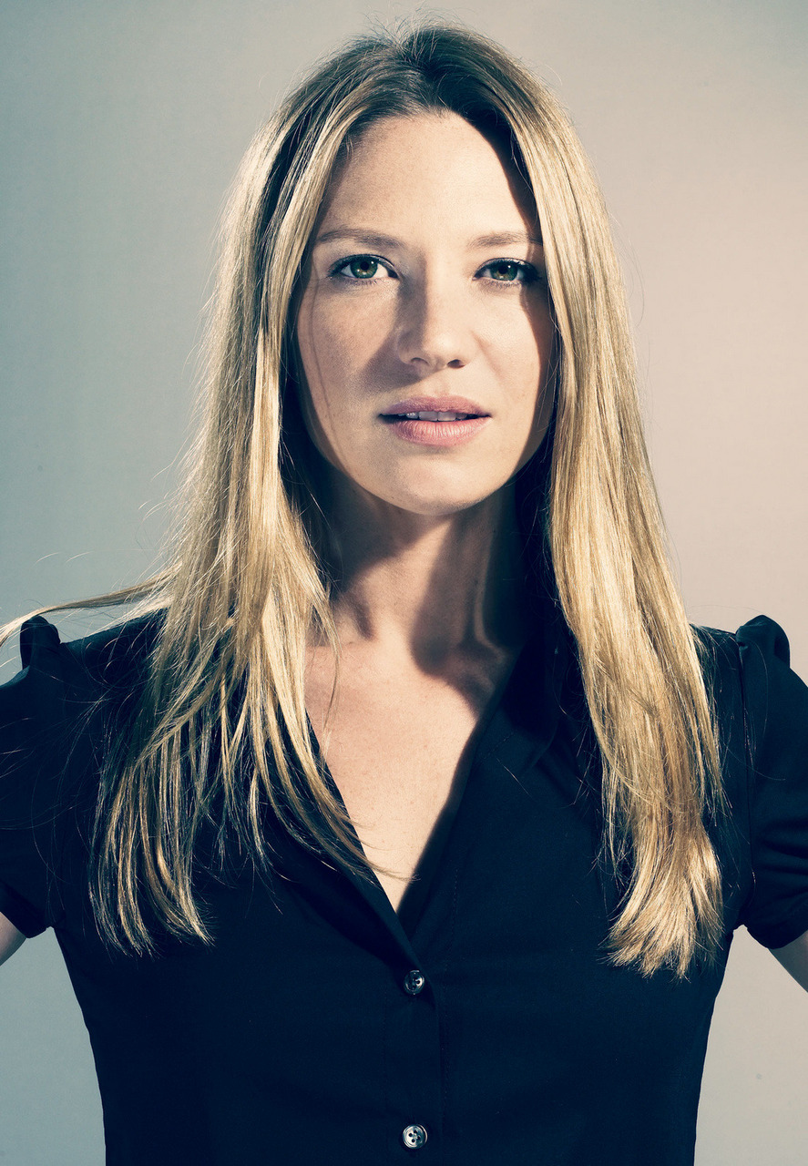 Anna Torv Hot