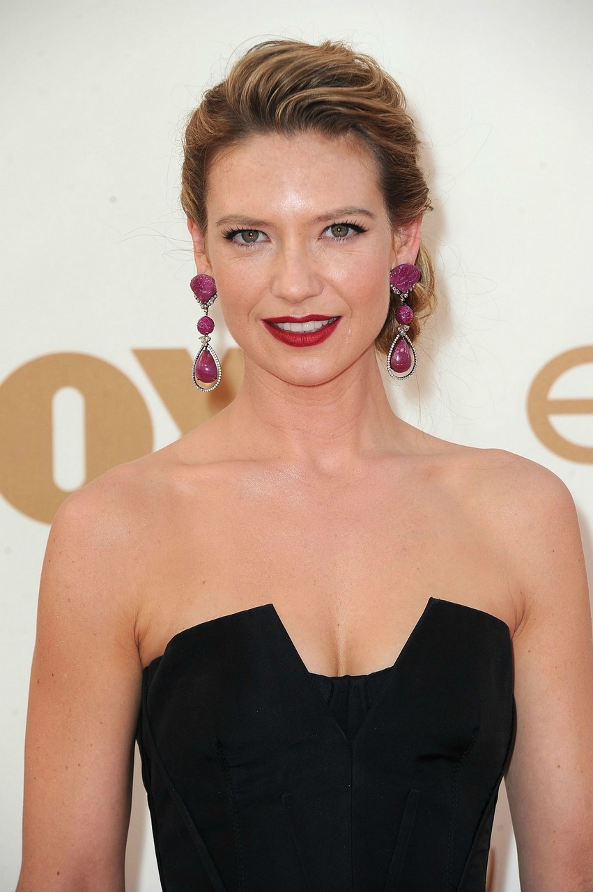 Anna Torv Hot