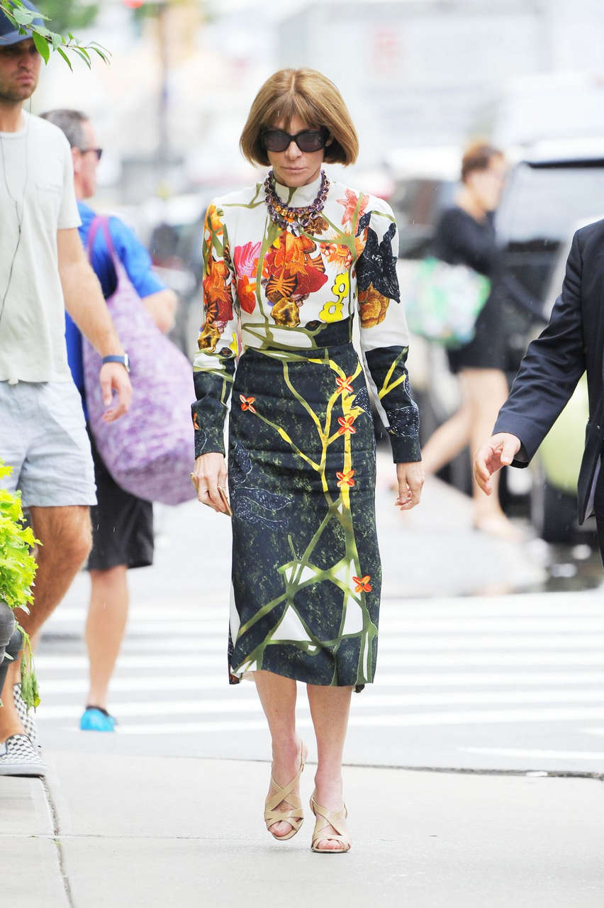 Anna Wintour Out New York