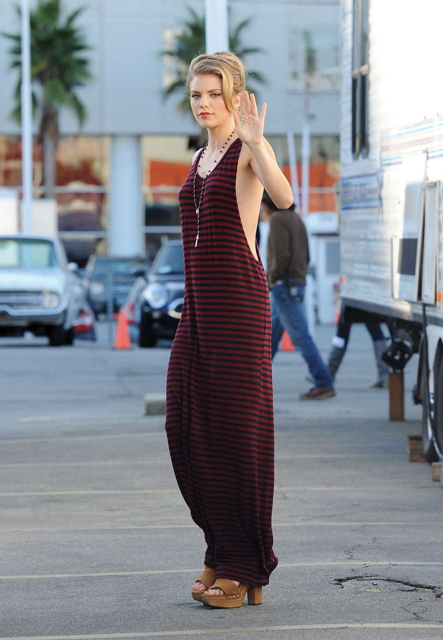 Annalynne Mccord On The Set Of 90210 In Hollywood