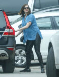 Anne Hathaway Arrives Her Baby Shower Hollywood