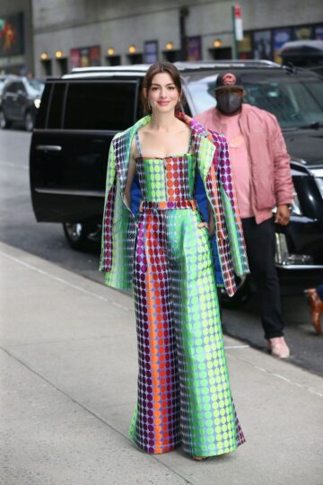 Anne Hathaway Arrives Late Show With Stephen Colbert New York