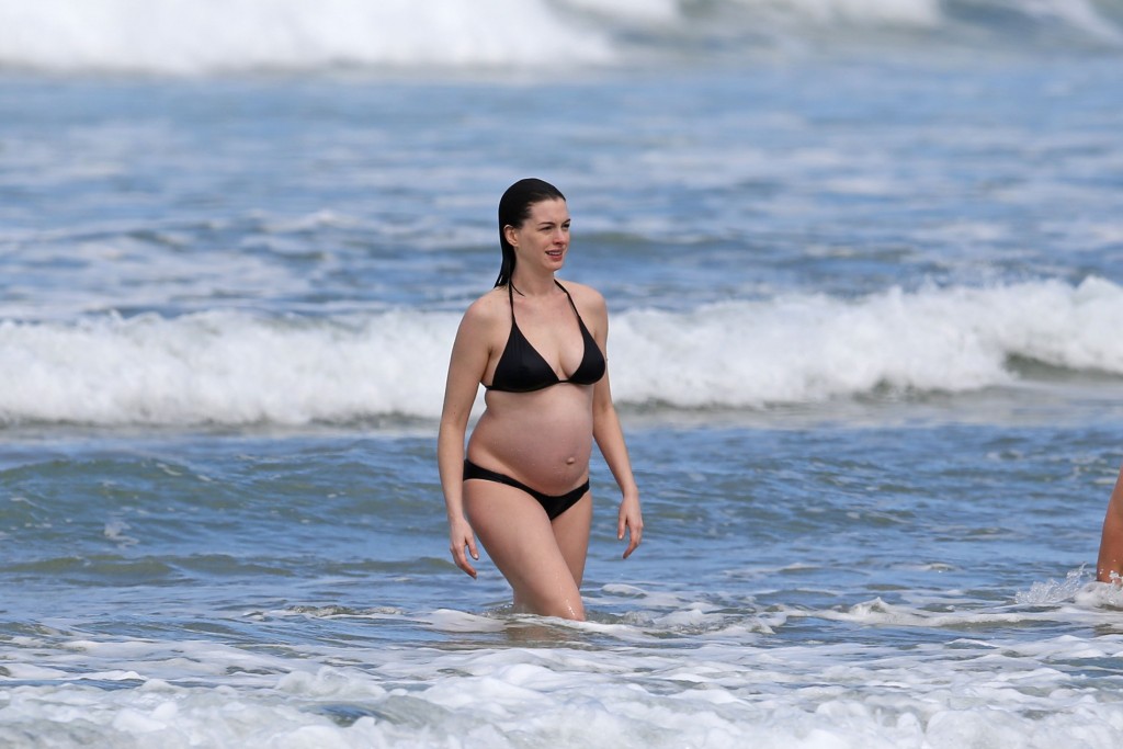 Anne Hathaway Bikini