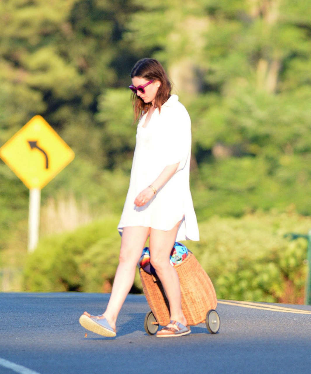 Anne Hathaway Heading Beach Connecticut