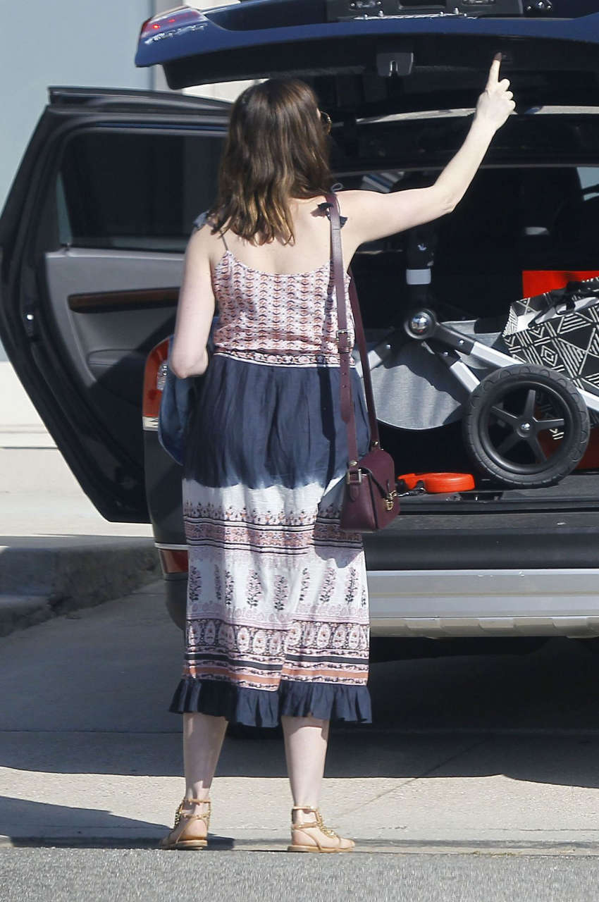 Anne Hathaway Out Los Angeles
