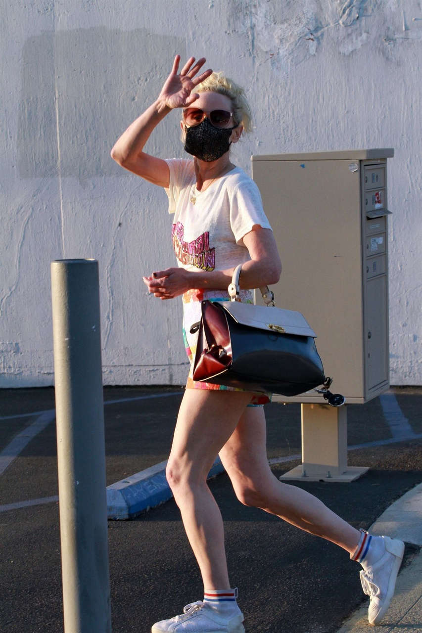 Anne Heche Leaves Dwts Studio Los Angeles