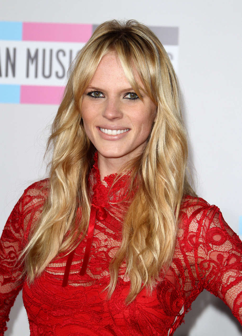 Anne Vyalitsyna 39th Annual American Music Awards Los Angeles
