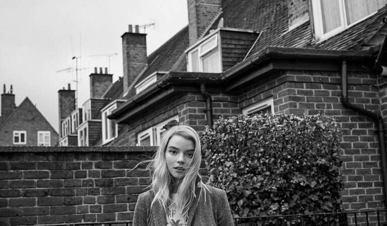 Anya Taylor Joy For Laterals August (6 photos)