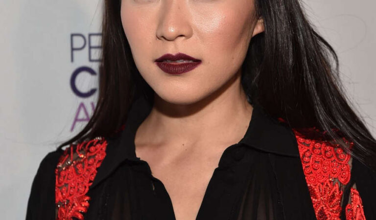 Arden Cho Dailymails Peoples Choice Awards After Party Los Angeles (3 photos)