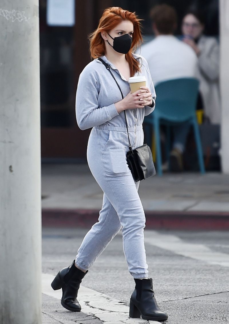 Ariel Winter Out For Coffee West Hollywood