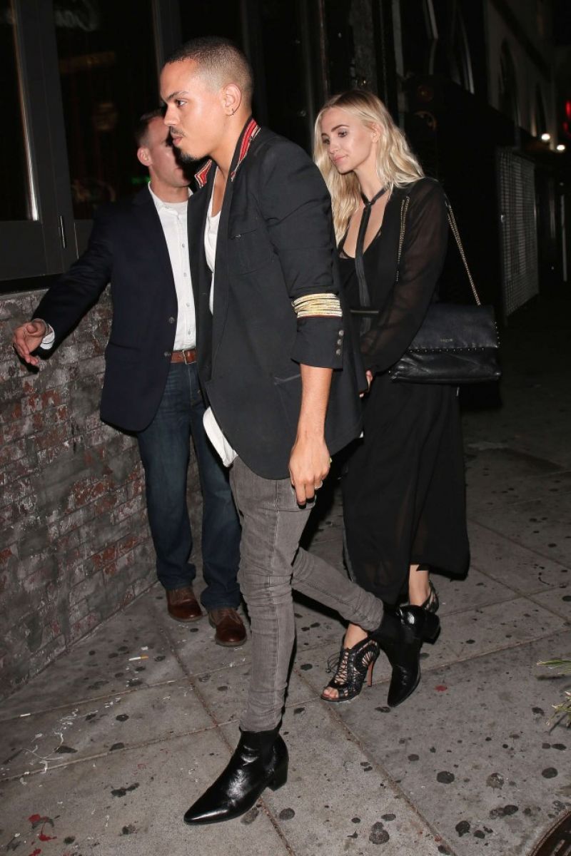 Ashlee Simpson Arrives Lady Gagas 30th Birthday Party Los Angeles