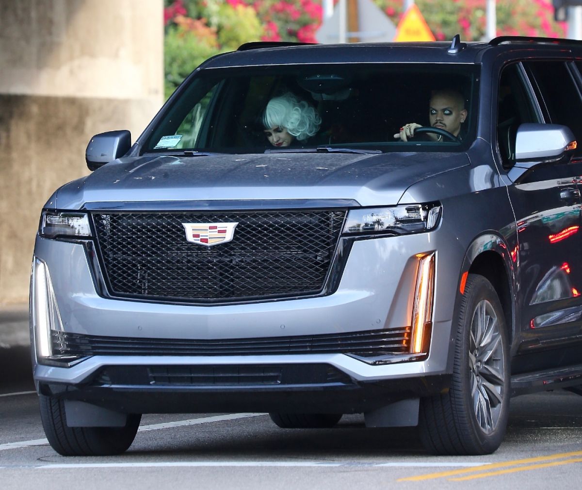 Ashlee Simpson Evan Ross Out Driving For Halloween