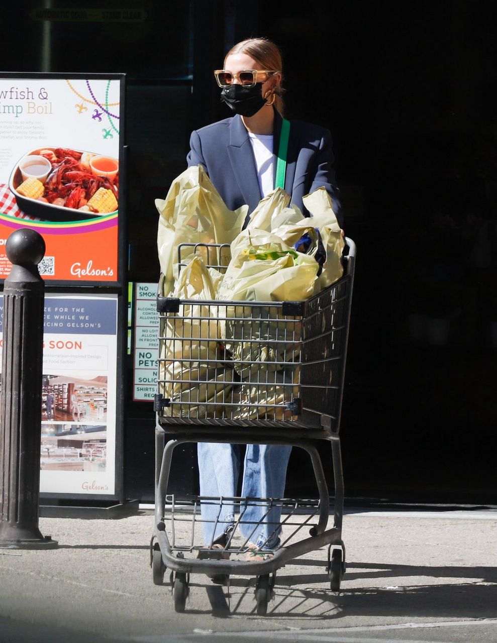 Ashlee Simpson Shopping For Groceries Market Los Angeles