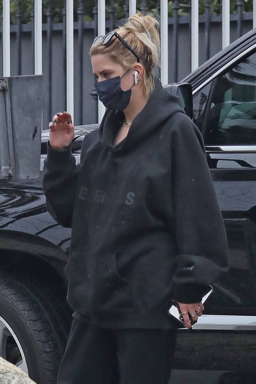 Ashley Benson Out Los Angeles