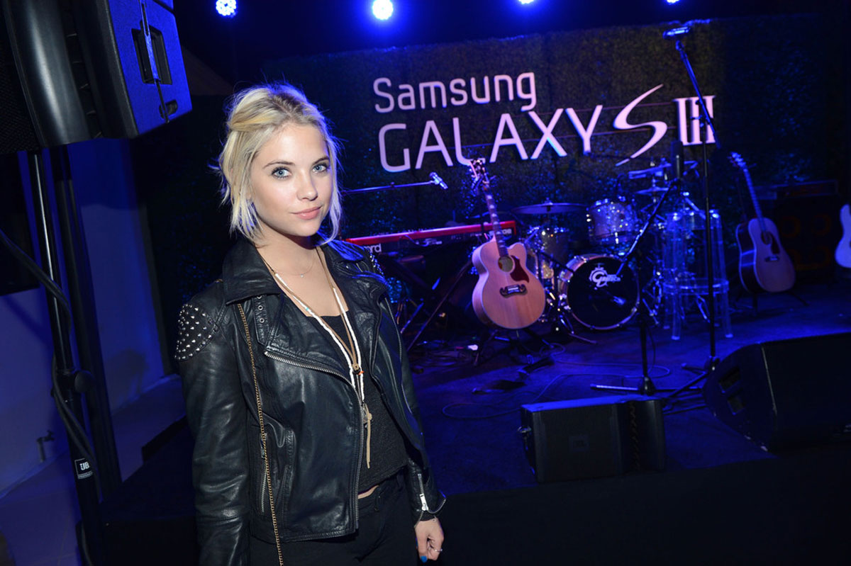 Ashley Benson Samsung Galaxy S Iii Launch New York