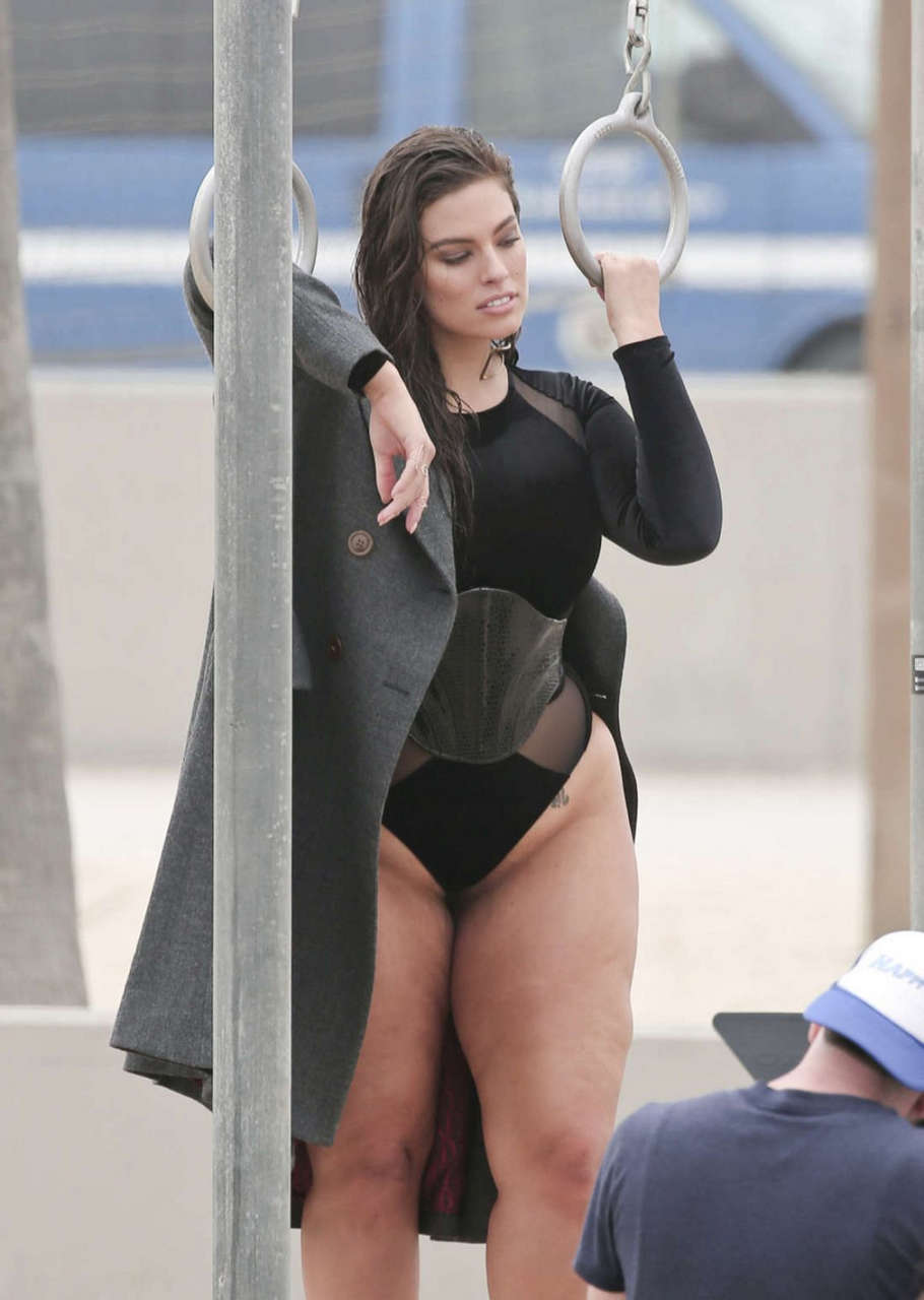 Ashley Graham Swimsuit Set Of Photoshoot Venice Beach