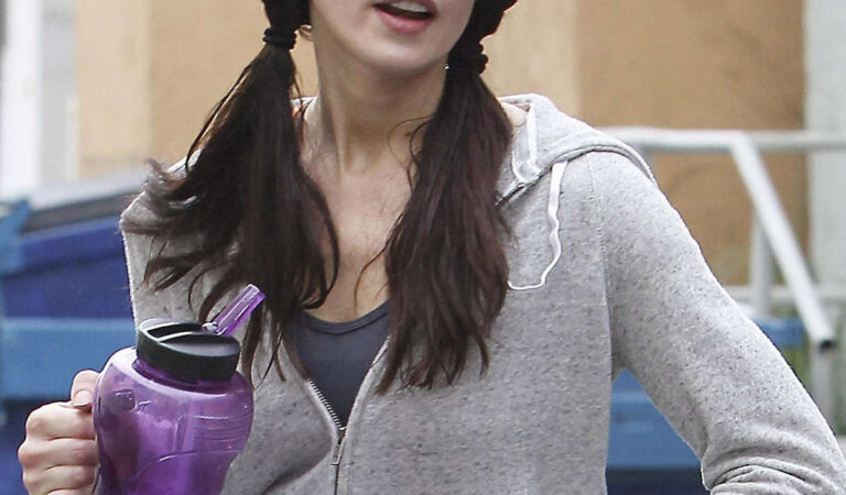 Ashley Greene Spandex Leaving Gym Studio City (12 photos)