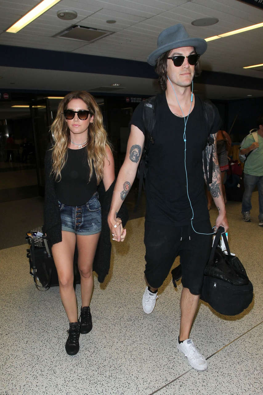 Ashley Tisdale Los Angeles International Airport