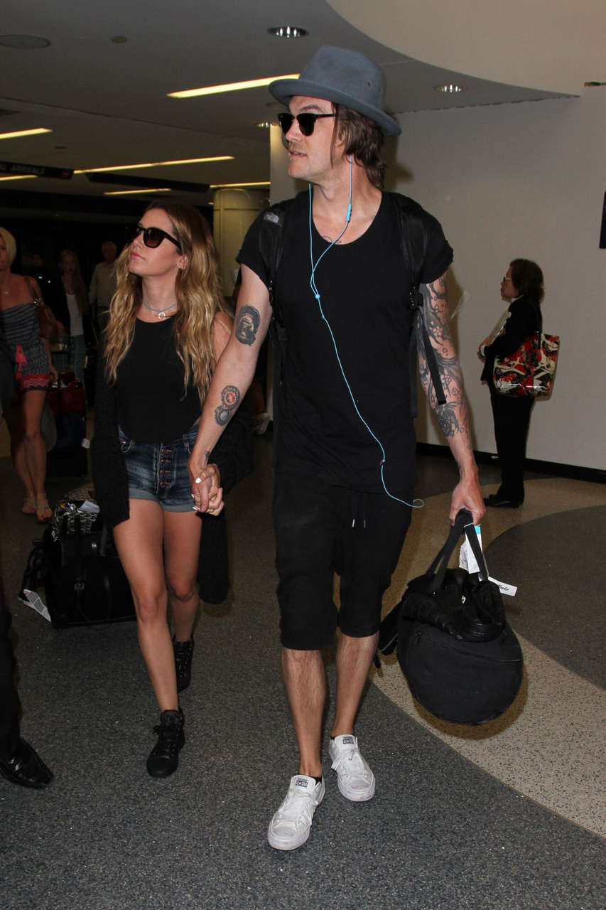 Ashley Tisdale Los Angeles International Airport