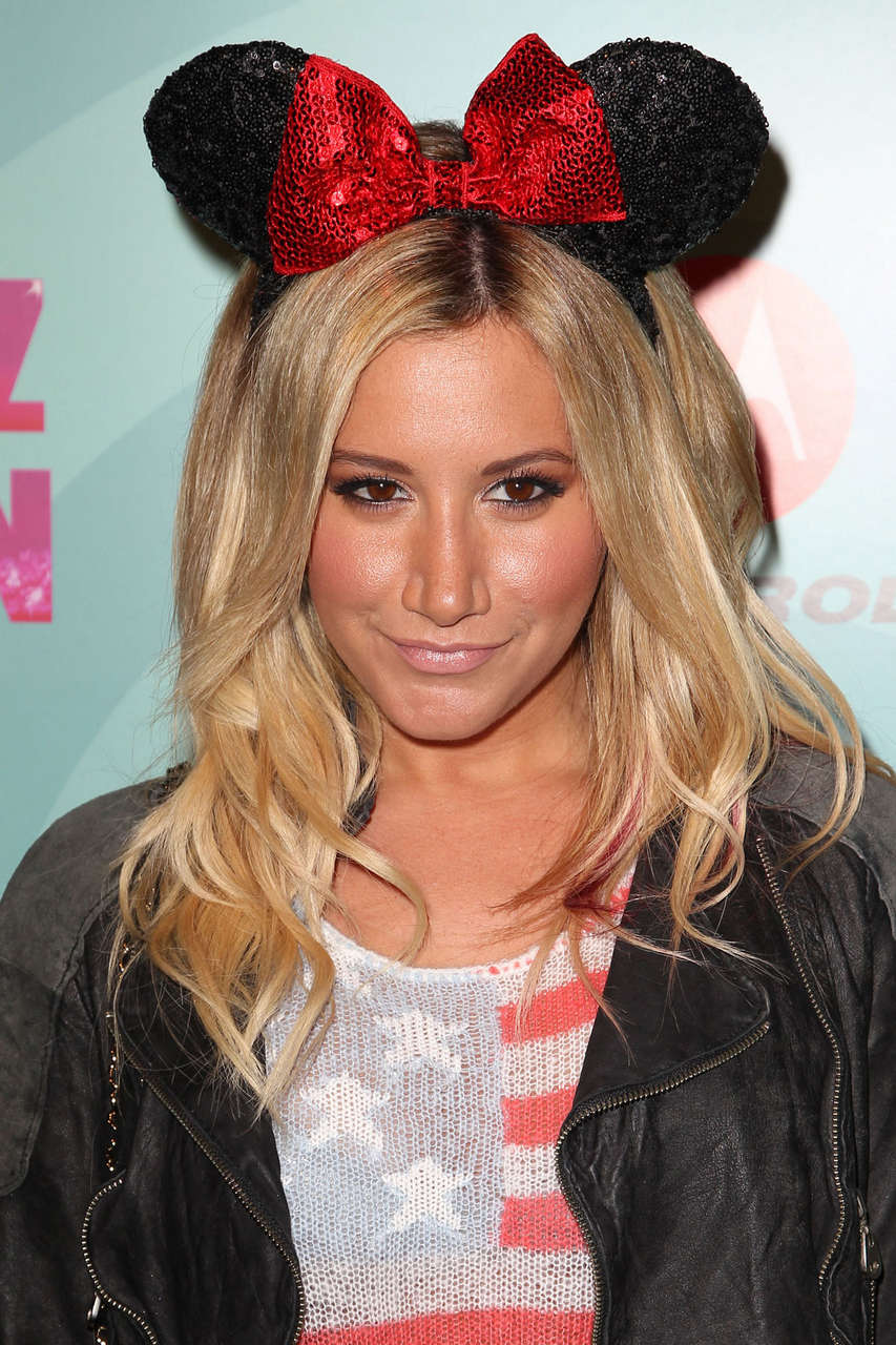 Ashley Tisdale Perez Hiltons Mad Hatter Tea Party Birthday Bash Los Angeles