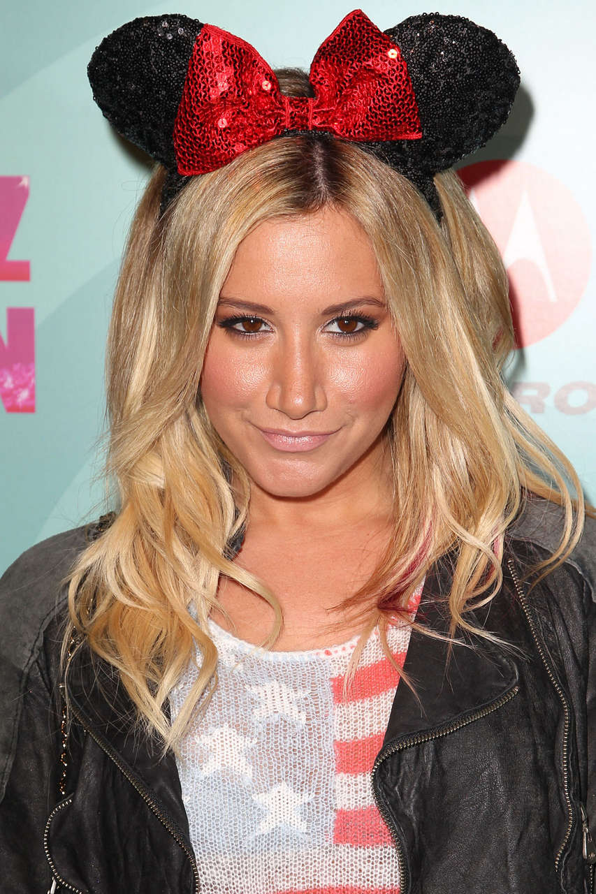 Ashley Tisdale Perez Hiltons Mad Hatter Tea Party Birthday Bash Los Angeles