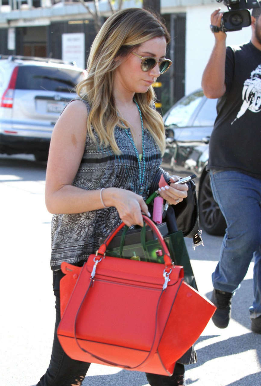 Ashley Tisdale Returns To Parking Ticket Los Angeles