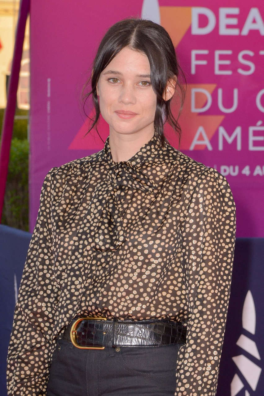 Astrid Berges Feisbey Les Deux Alfred Premiere 2020 Deauville American Film Festival