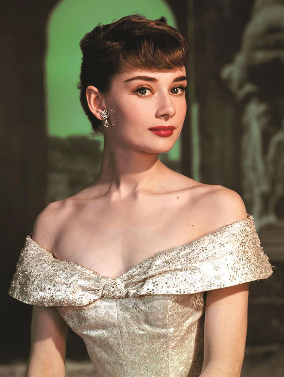 Audrey Hepburn Hot