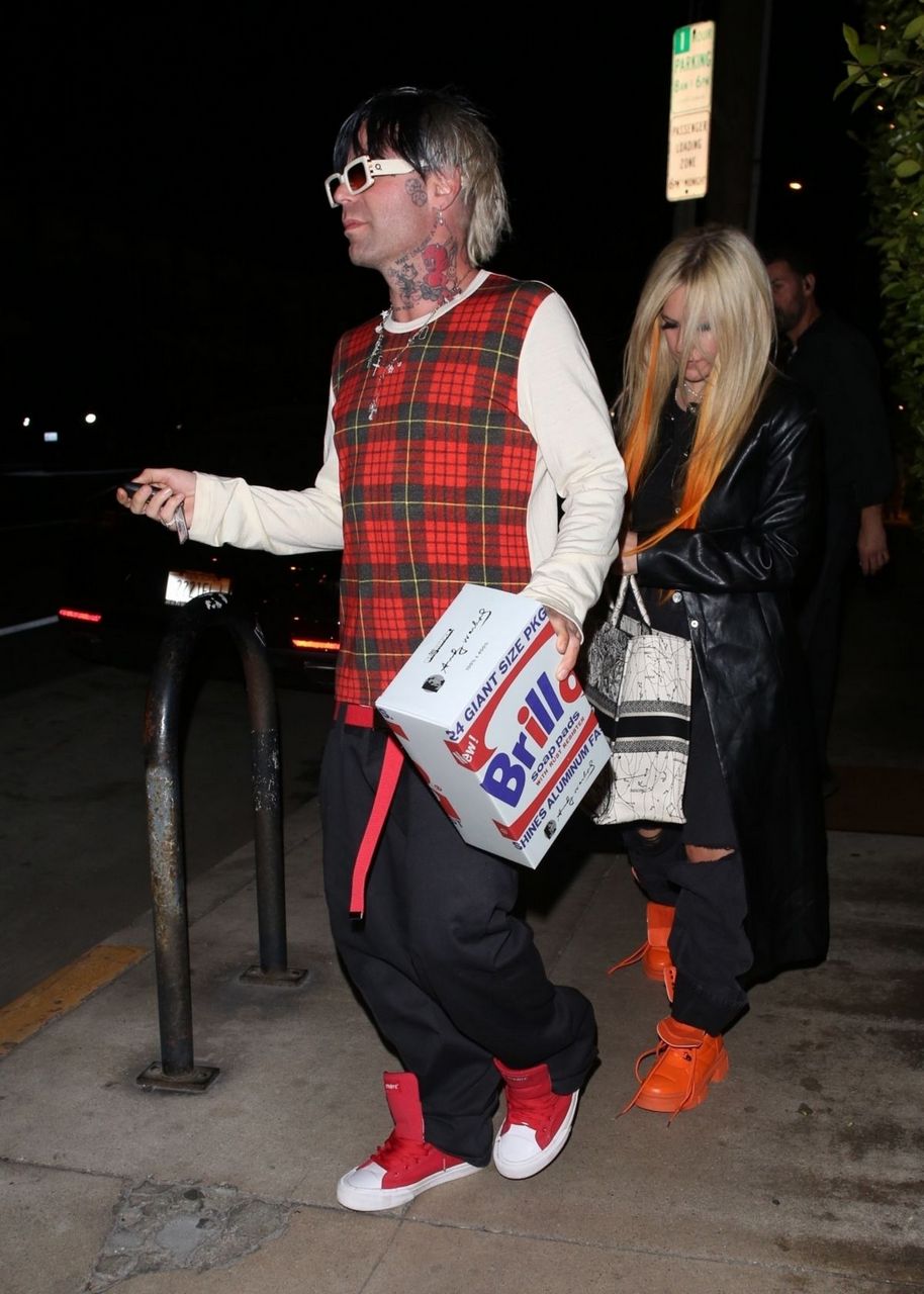 Avril Lavigne And Mod Son Leaves Giorgio Baldi Santa Monica
