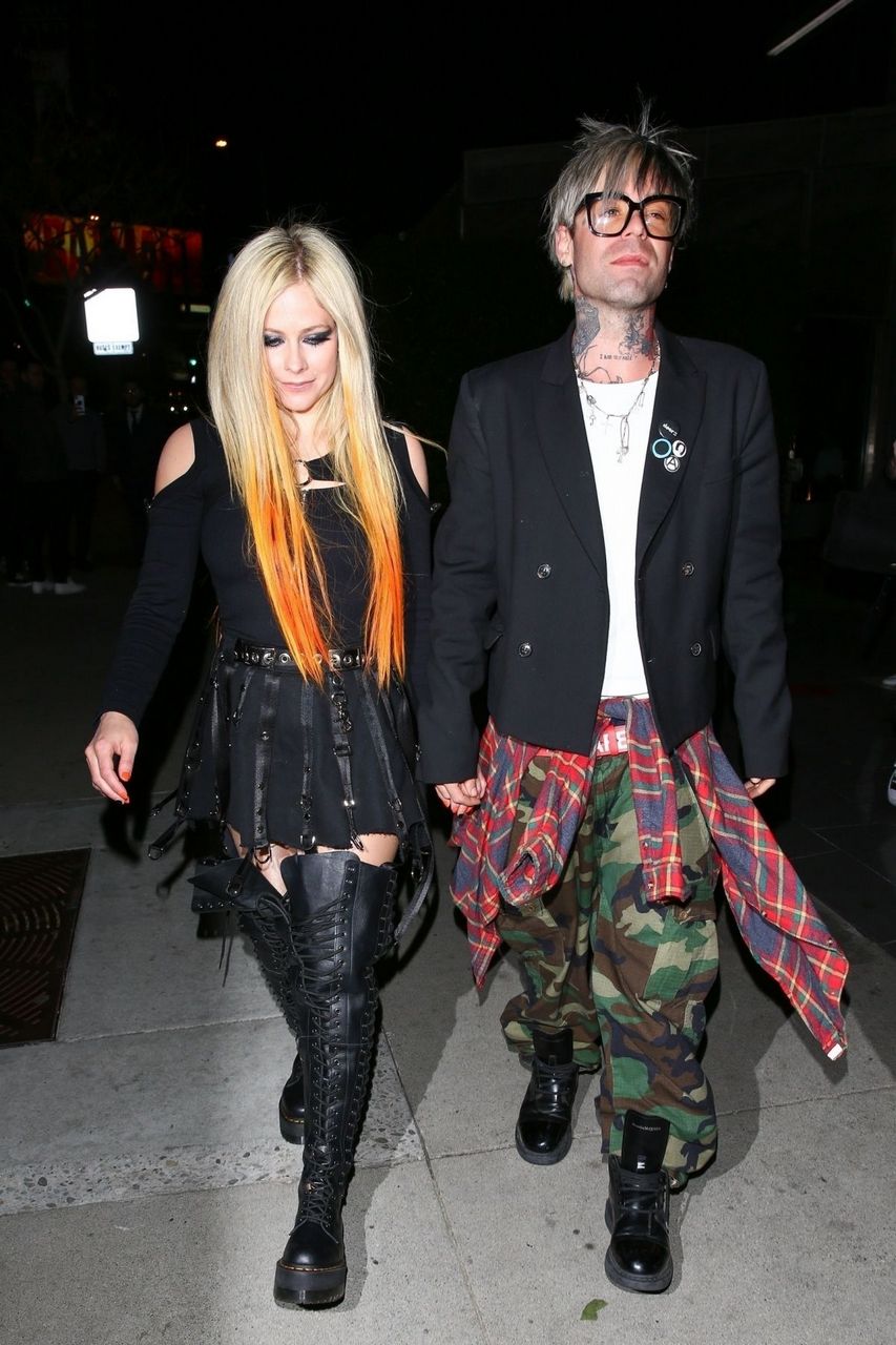 Avril Lavigne And Mod Sun Arrives Roxy Theatre West Hollywood
