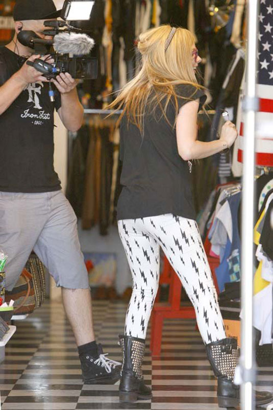 Avril Lavigne Out Shopping Hollywood