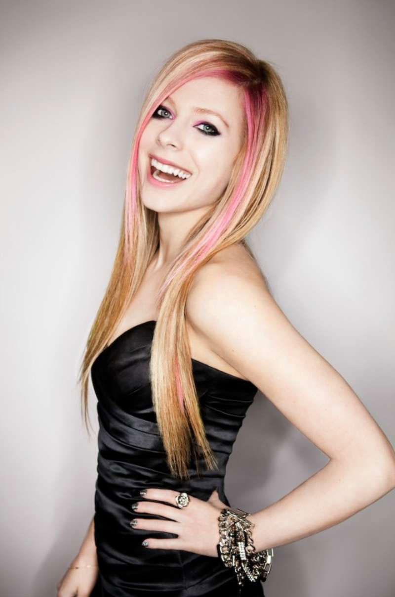 Avril Lavigne Wild Rose Photoshoot