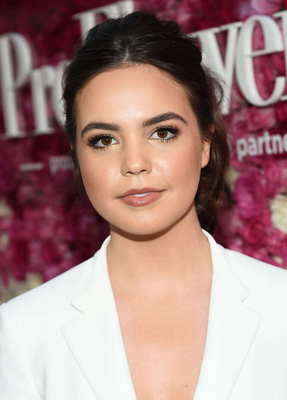 Bailee Madison Mothers Day Premiere Los Angeles