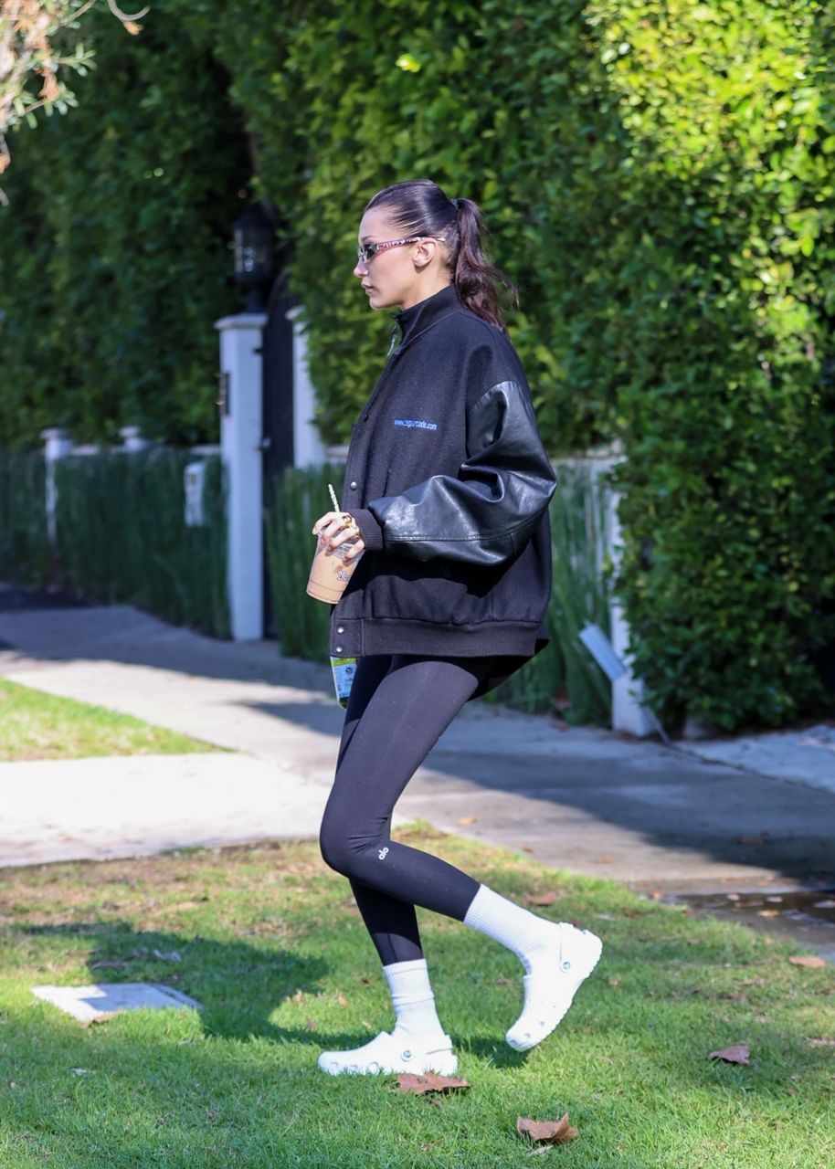 Bella Hadid And Kendall Jenner Arrives Pilates Class Los Angeles
