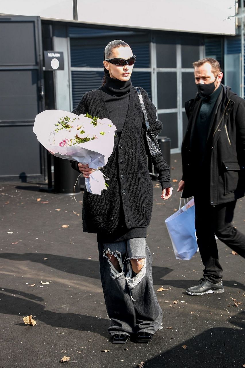 Bella Hadid Leaves Balenciaga Fall Winter 2022 2023 Fashion Show Paris