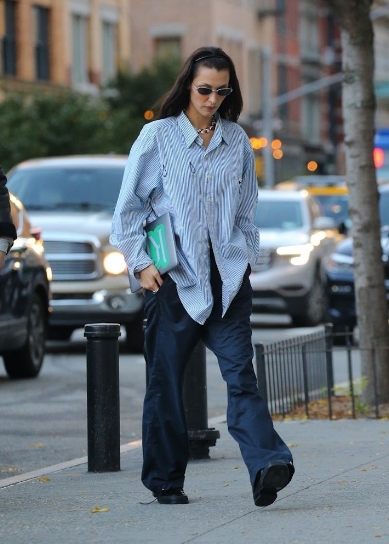 Bella Hadid Out About New York