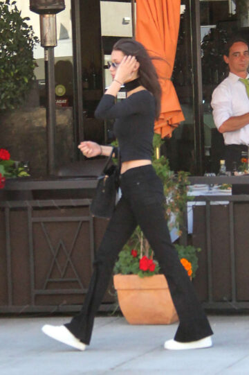 Bella Hadid Out For Lunch Via Alloro Beverly Hills