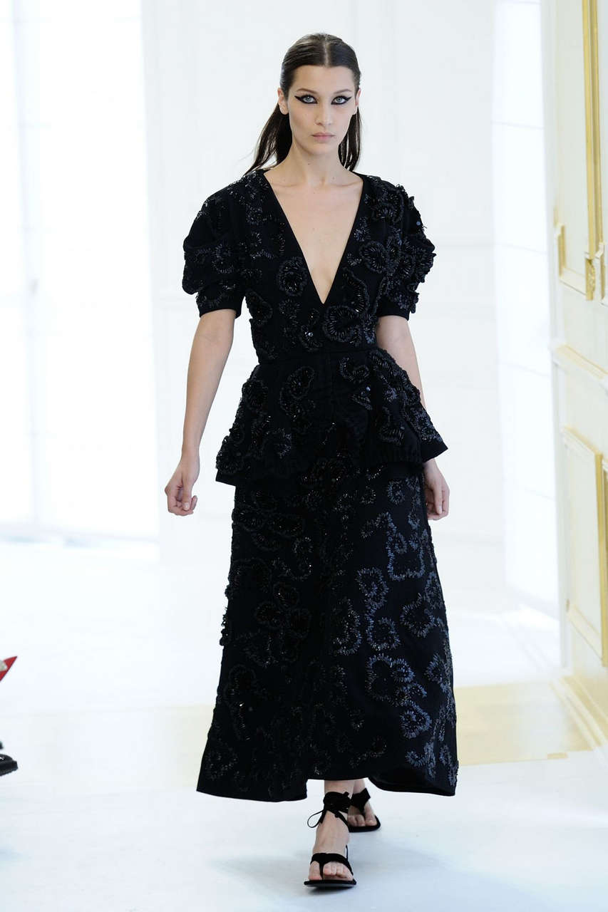 Bella Hadid Walks Runway Christian Dior Fashion Show Paris Fashion Week