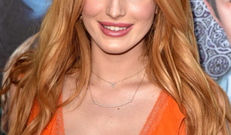 Bella Thorne Alexander Terrible Horrible No Good Very Bad Day Premiere Hollywood (14 photos)