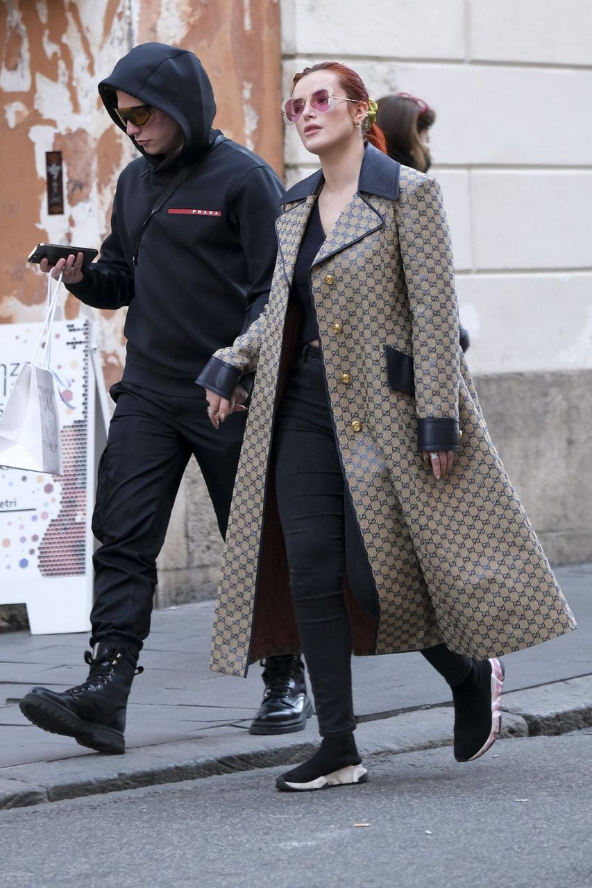 Bella Thorne And Benjamin Mascolo Out Shopping Rome