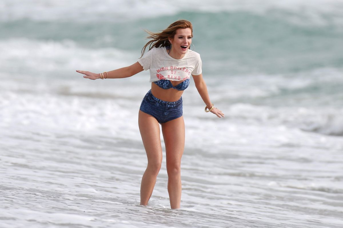 Bella Thorne Bikini Set Of Photoshoot Beach Malibu