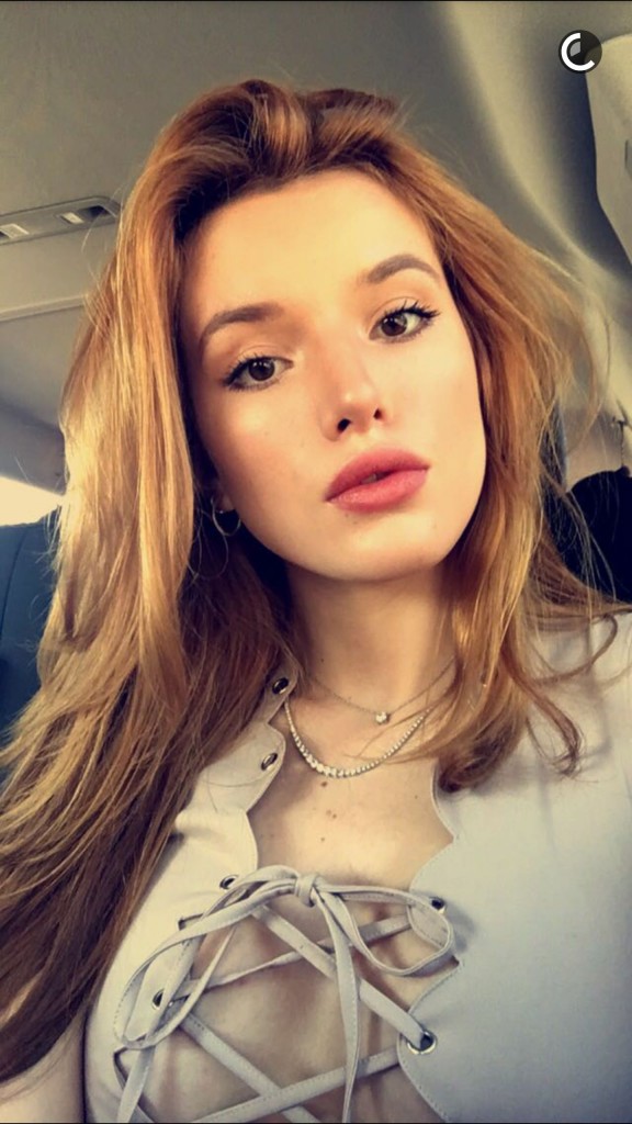 Bella Thorne Cleavage