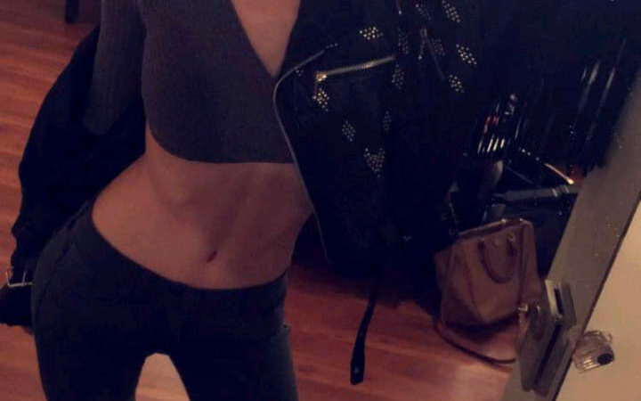 Bella Thorne Selfie (2 photos)